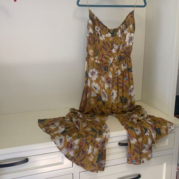 HyeFye Medium floral mustard romper / jumpsuit - Picture 1 of 3